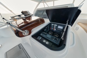 Viking 68 - Whirlwind - Flybridge Helm
