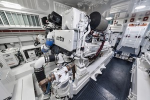 Viking 68 - Whirlwind - Engine Room