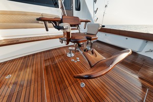 Viking 68 - Whirlwind - Cockpit