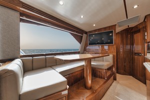 Viking 68 - Whirlwind - Dinette