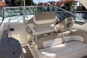 Chaparral 31- C-Scape - Cockpit