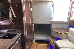 Chaparral 31- C-Scape - Cabin