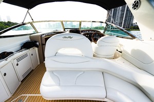 Sea Ray 40 - X Days - Cockpit