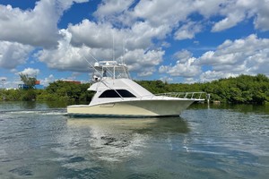 40 Cabo - Manana - Starboard Profile