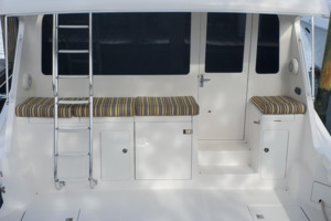 40 Cabo - Manana - Cockpit