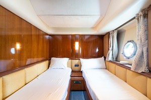 Azimut 80 - Stateroom