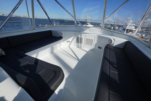 Whiticar 77 - Kings Blue - tower helm seating