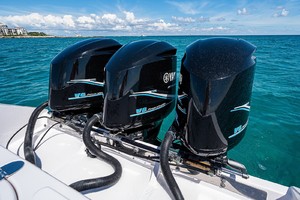 Venture 39-Black and Blue-Engines