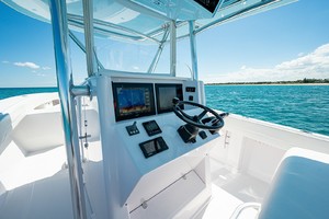Venture 39-Black and Blue-Helm