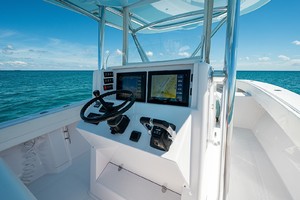 Venture 39-Black and Blue-Helm