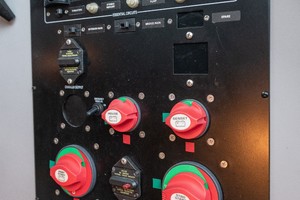 Meridian 39 - Out'n About - Engine Room