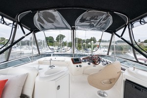Meridian 39 - Out'n About - Flybridge