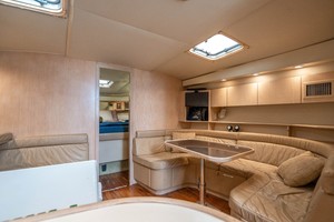 Tiara Yachts 43 - Amadeus - Dinette