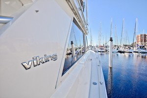 Viking 41 - Yota Life - Portside Profile