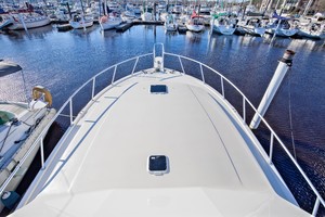 Viking 41 - Yota Life - Bow Profile